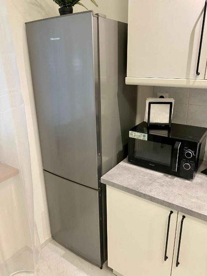 James Dean Apartment - Next To Nivy Bus Station & Mall Bratislava Bagian luar foto