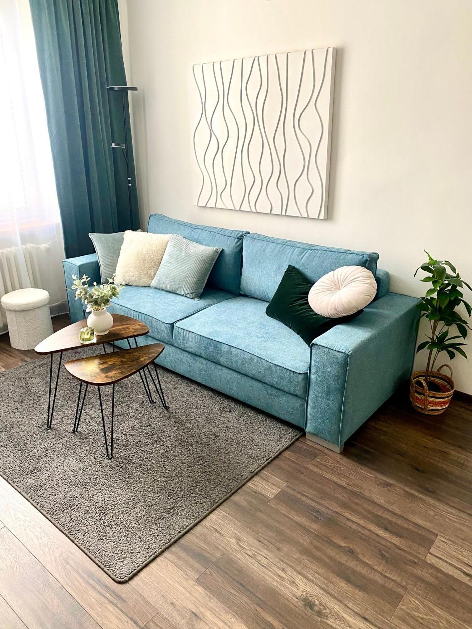 James Dean Apartment - Next To Nivy Bus Station & Mall Bratislava Bagian luar foto